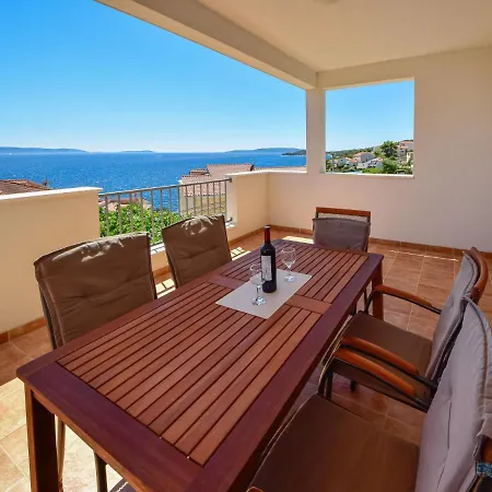 Lucija-1 By Interhome Apartamento